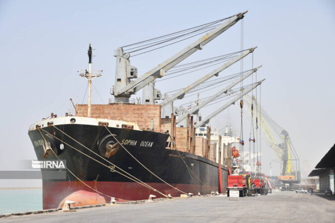 ورود ۱۲۶ هزار تن گندم به بندر امام خمینی(ره)