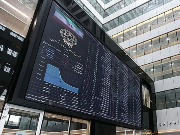 بورس به رشد ۳۷۰۰ هزار واحدی رضایت داد